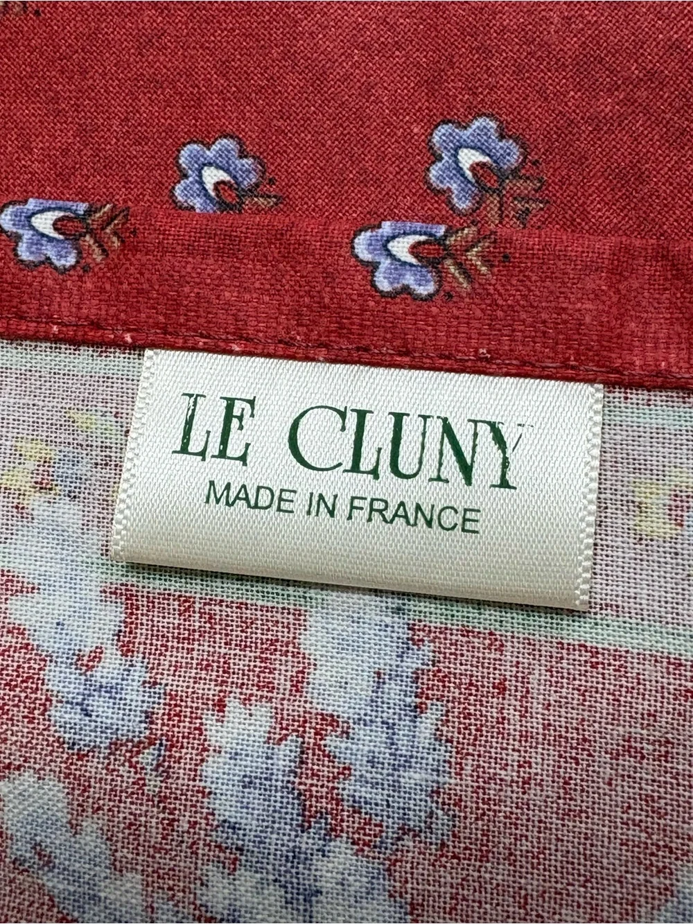Le Cluny French Provence Red Lavender Tablecloth, 62